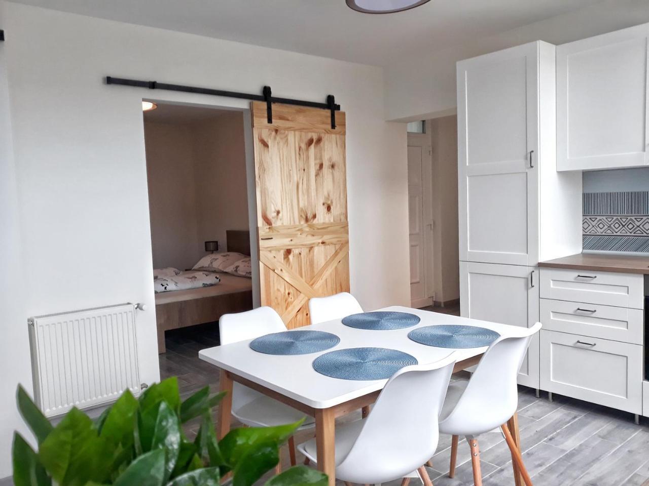 Cosy Holiday Apartment เคสเท ภายนอก รูปภาพ